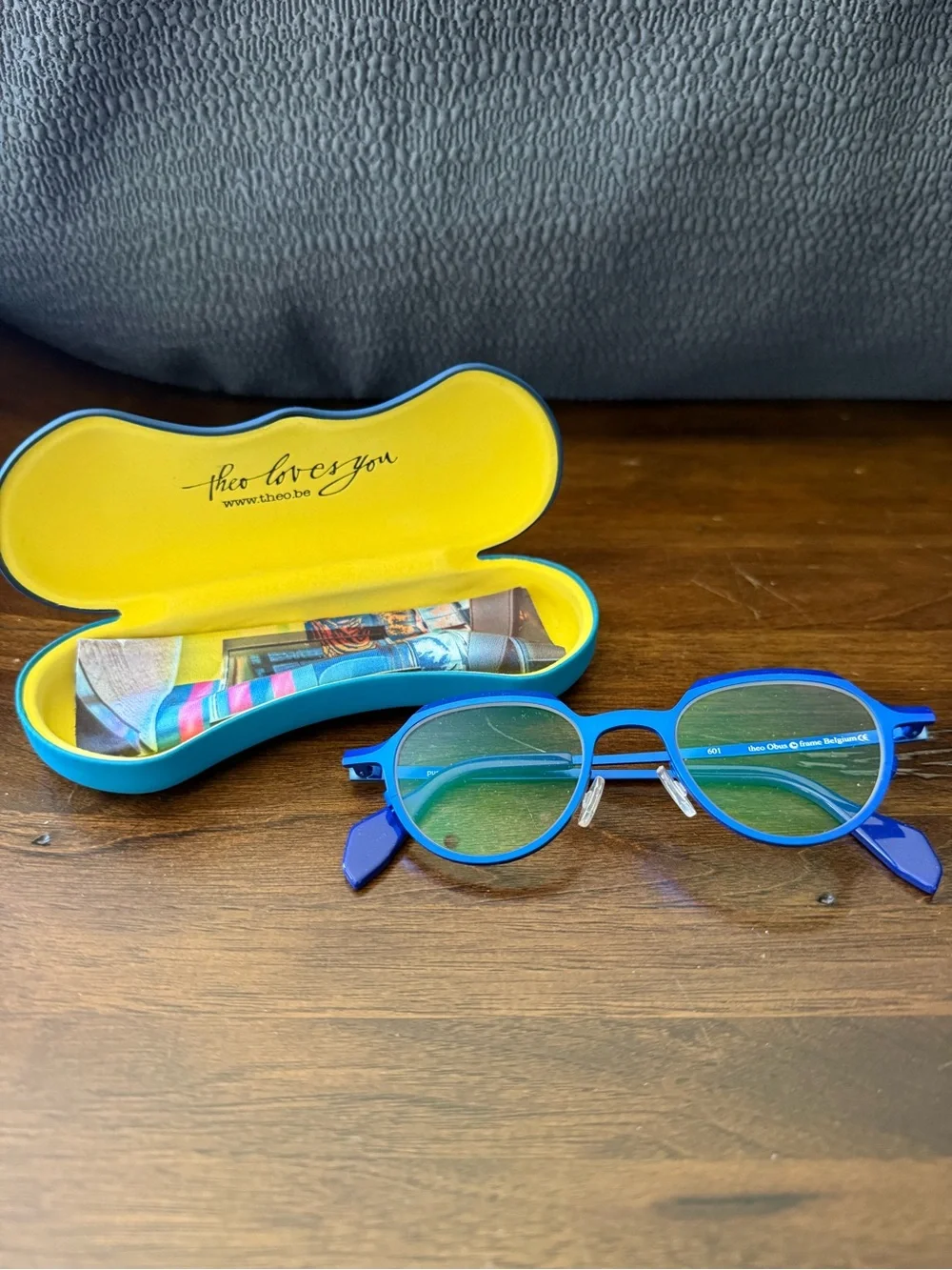 Theo Loves You Blue Round Women's glasses. NEW!